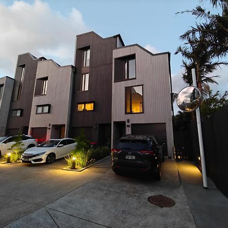 Private Room With Ensuite & Garden Epsom โอ๊คแลนด์ ภายนอก รูปภาพ